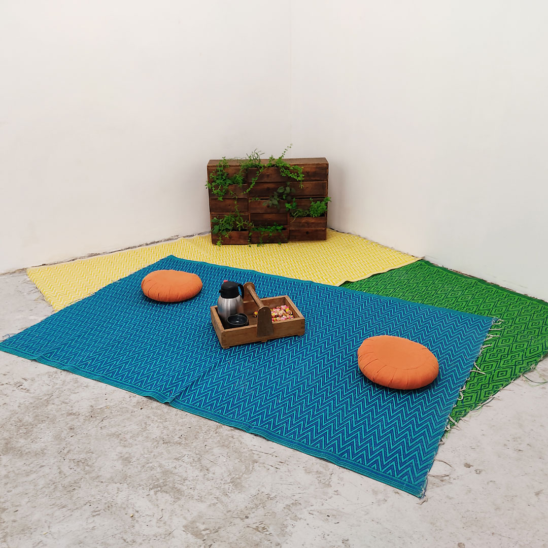 Joanna Wong, Sans titre, Installation performée, 2021. Tenderfluid #1 _ Honky Tonk Fields _ Comissaires d'exposition : Collectif Enoki + Pascal Mouisset_ EXPOSITION : 6 – 18 JUILLET 2021 _ ESPACE VOLTAIRE : 75011 Paris _ avec le soutien de Plateau Urbain et de la DRAC Île-de-France dans le cadre l’Été Culturel. #tenderfluid #honkytonkfields