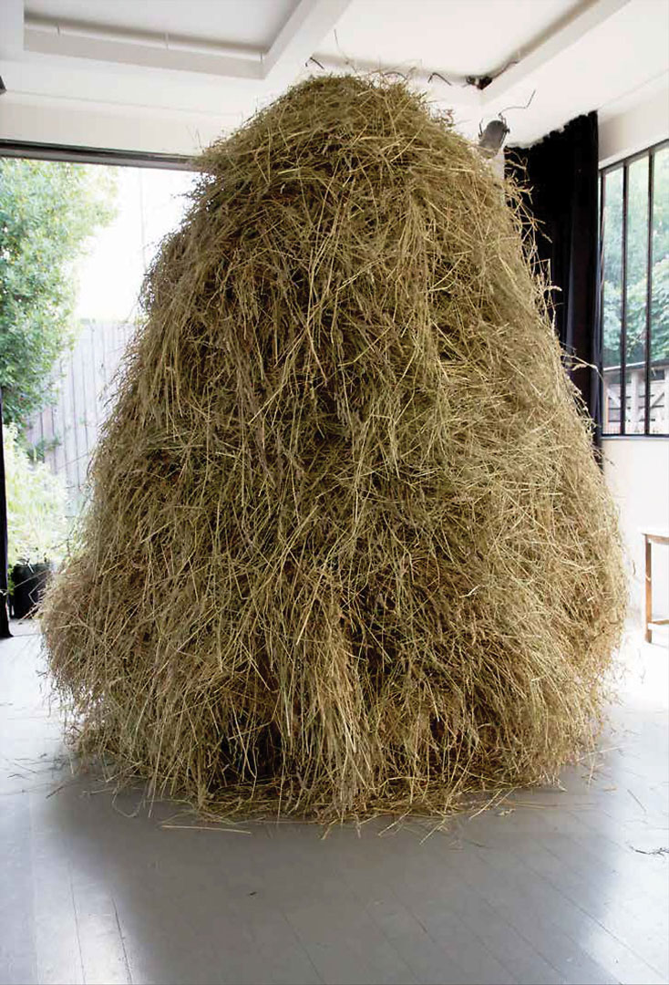 Thierry Boutonnier, Le cycle de la meule, 2013, FACAC. photo Thierry Boutonnier. Tenderfluid #1 _ Honky Tonk Fields _ Comissaires d'exposition : Collectif Enoki + Pascal Mouisset _ EXPOSITION : 6 – 18 JUILLET 2021 _ ESPACE VOLTAIRE : 75011 Paris _ avec le soutien de Plateau Urbain et de la DRAC Île-de-France dans le cadre l’Été Culturel. #tenderfluid #honkytonkfields